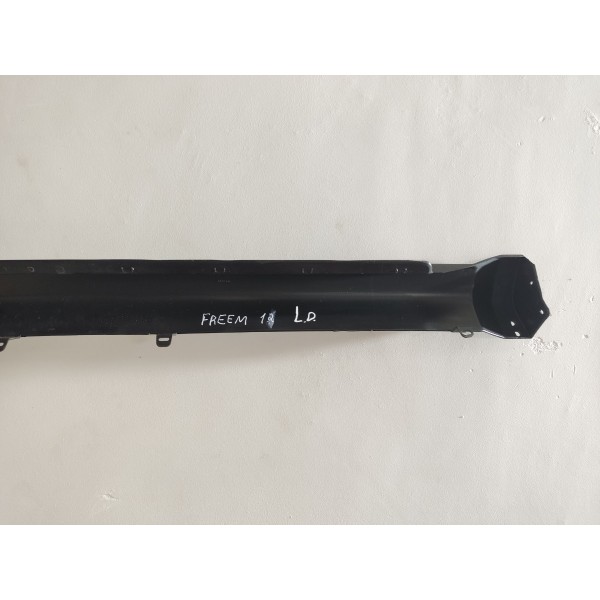 Spoiler Lateral Lado Direito Freemont 2.4 2012 Preto