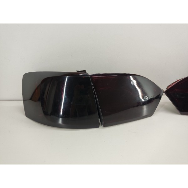 Jogo Lanterna Fume Pintada Jetta 2.0 Tsi 2011 2012 2013 2014 Esquerdo Vermelho