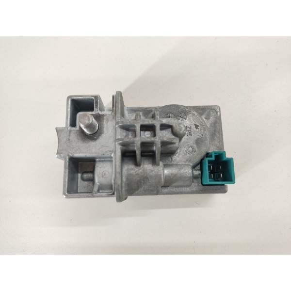 Trava Coluna Direção Mercedes C250 2013