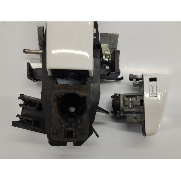 Maçaneta Externa D.e Discovery 4 3.0 2012 C/detalhe Traseira