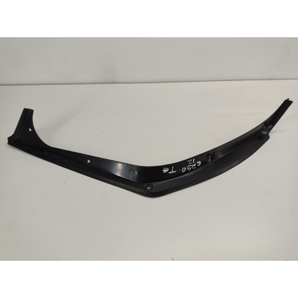 Acabamento Lanterna Porta Malas T/e Mercedes C250 2013