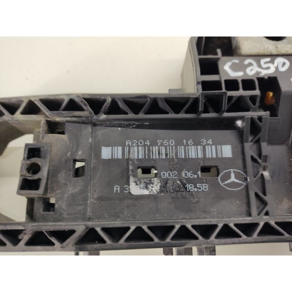 Suporte Maçaneta Traseira Direita Mercedes C250 2013 Branco Traseira