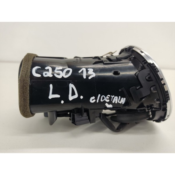 Difusor Ar Lado Direito Mercedes C250 2013 Detalhe