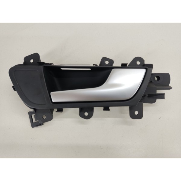 Maçaneta Interna Traseira Direita Audi A5 1.8t 2015 Traseira