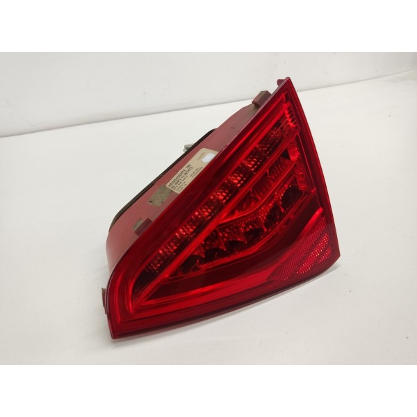 Lanterna Tampa Traseira Direita Audi A5 1.8t 2015 Vermelho