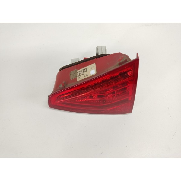 Lanterna Tampa Traseira Direita Audi A5 1.8t 2015 Vermelho