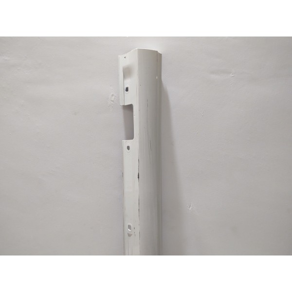 Spoiler Lateral Direito Mercedes B200 2015 Branco