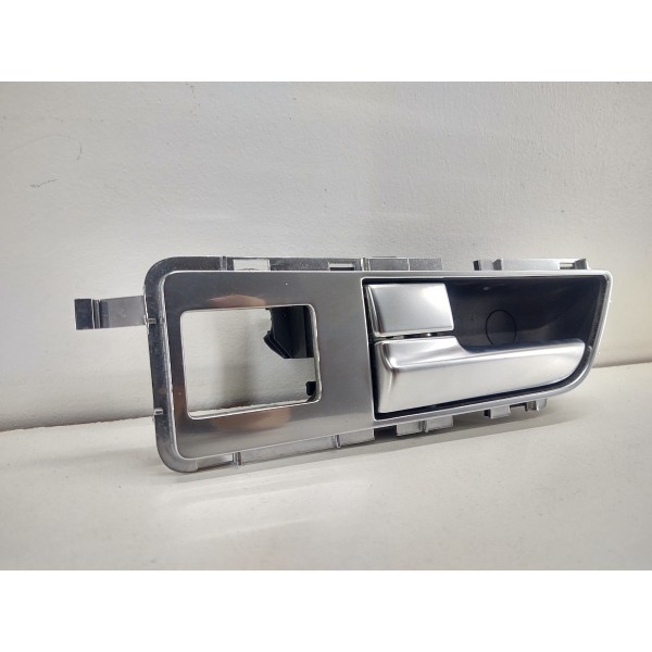 Maçaneta Interna Dianteira Esquerda Discovery 4 3.0 2013 Dianteira