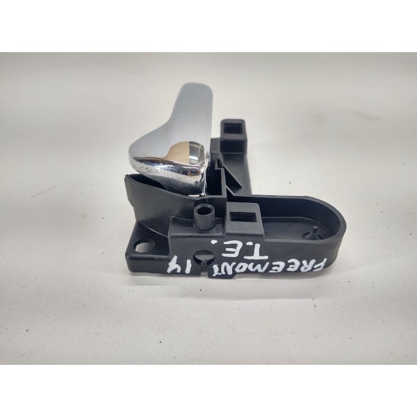 Maçaneta Interna Traseira Esquerda Freemont 2.4 2012 Traseira