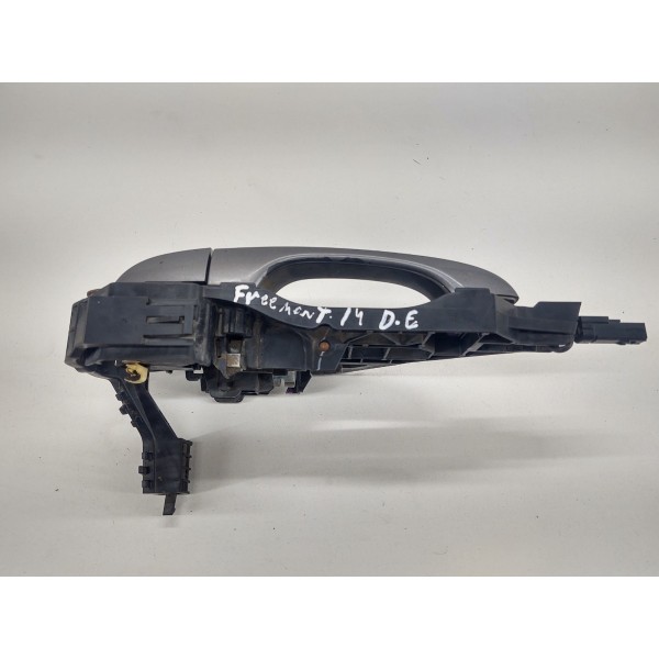 Maçaneta Externa Dianteira Esquerda Freemont 2.4 2012 Cinza-escuro Dianteira