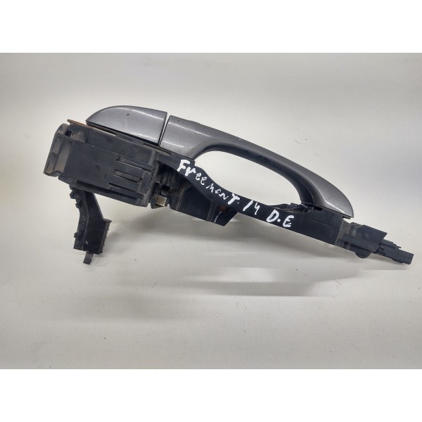 Maçaneta Externa Dianteira Esquerda Freemont 2.4 2012 Cinza-escuro Dianteira