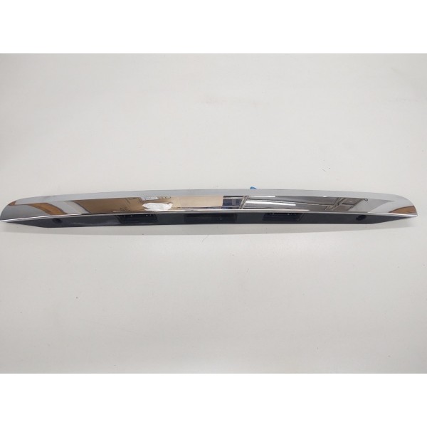 Friso Tampa Traseira Mercedes B200 2015