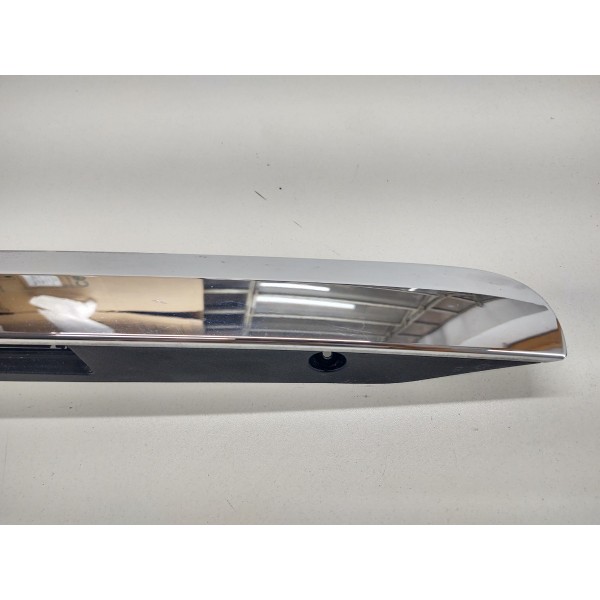 Friso Tampa Traseira Mercedes B200 2015