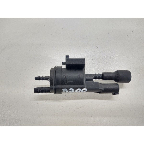 Válvula Solenoide Mercedes B200 2015