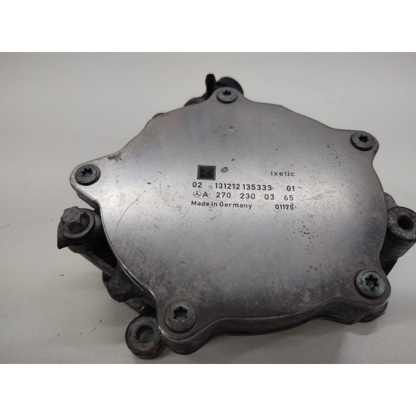 Bomba Vácuo Mercedes B200 2015 11