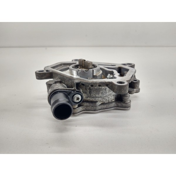 Bomba Vácuo Mercedes B200 2015 11