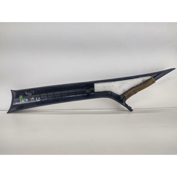 Acabamento Coluna Para Brisa Direito Mercedes B200 2015