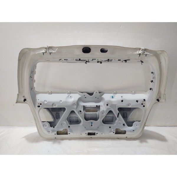 Tampa Traseira Mercedes B200 2015 Branco