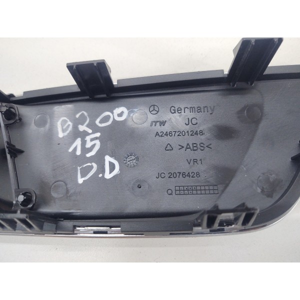 Maçaneta Interna Dianteira Direita Mercedes B200 2015 Dianteira