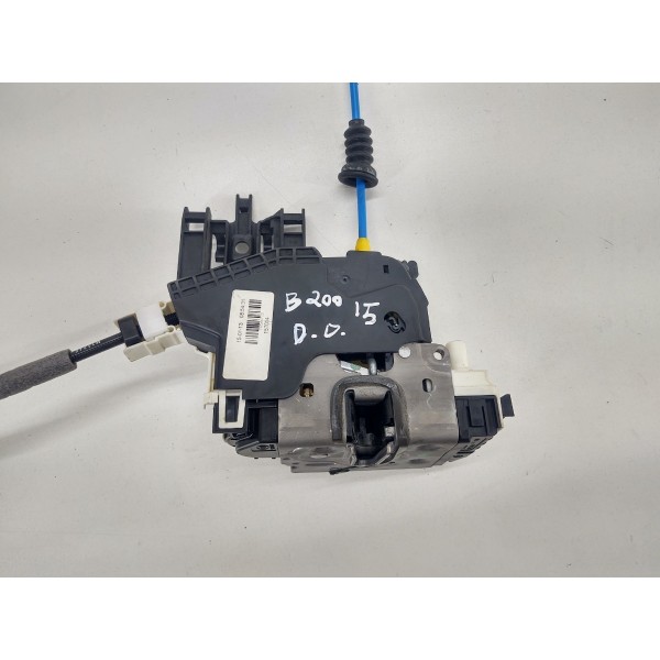 Fechadura Porta Dianteira Direita Mercedes B200 2015