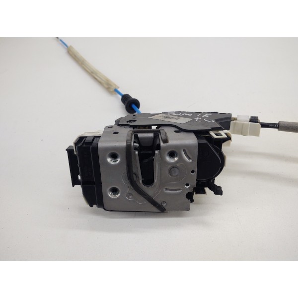 Fechadura Porta Traseira Esquerda Mercedes B200 2015