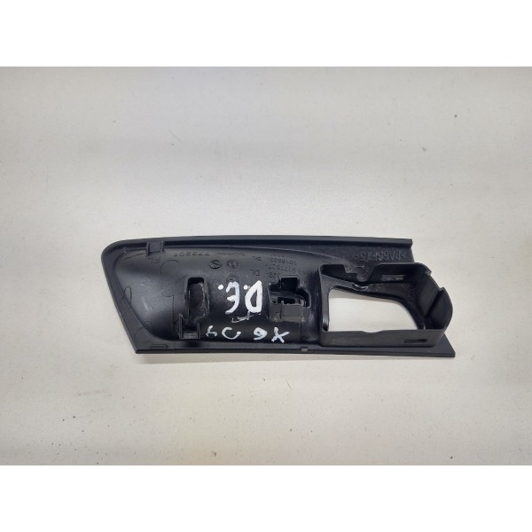 Moldura Maçaneta Interna Dianteiro /e Bmw X6 Biturbo 2009 Dianteira
