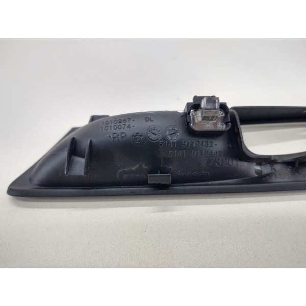 Moldura Maçaneta Interna Traseira /d Bmw X6 Biturbo 2009 Traseira