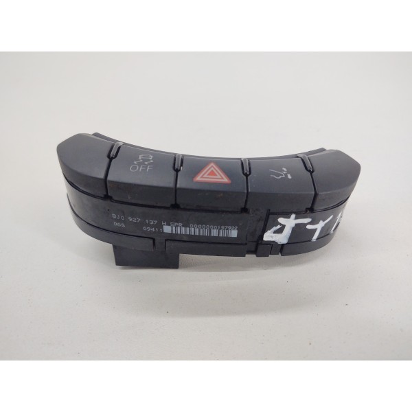 Botão Pisca Alerta Audi Tt Roadster 2012 Vermelho